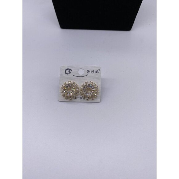 Elegant Womens Sunburst Earrings Zircon Detailing 925 Silver Post Gold Finish - Picture 7 of 8